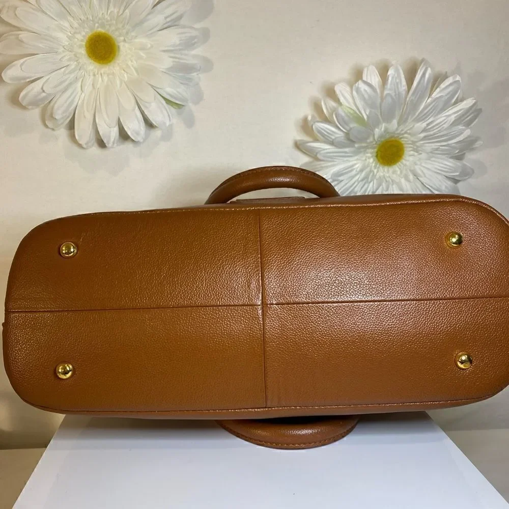 NWOT Joy & Iman Handbag